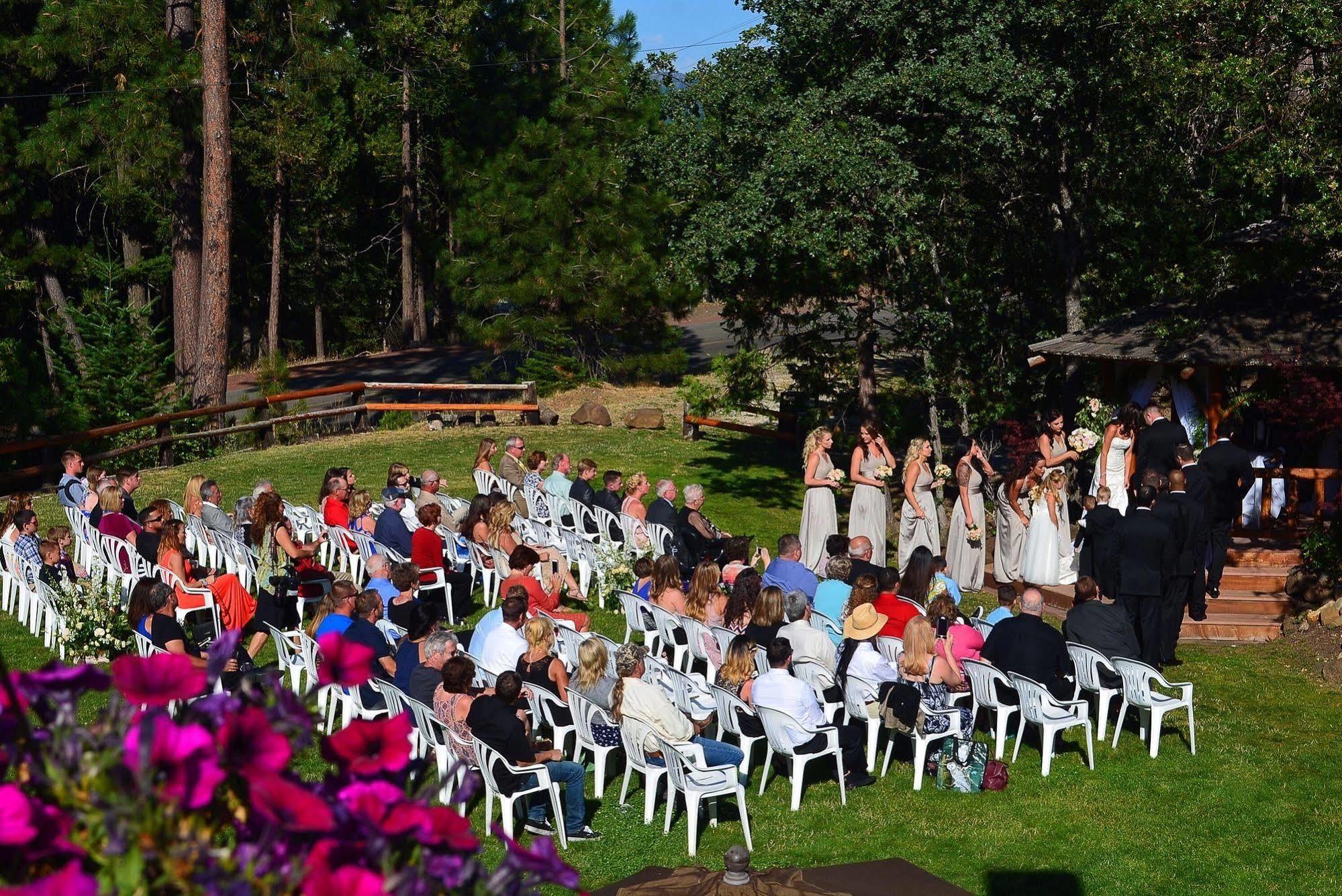 Callahan's Lodge Ashland Bagian luar foto