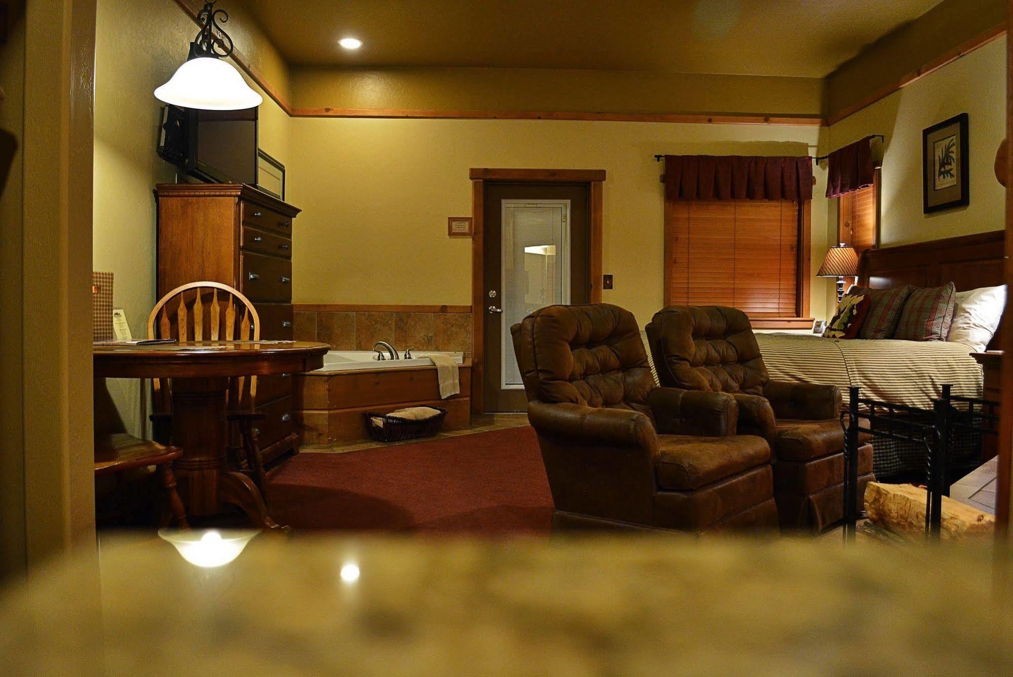 Callahan's Lodge Ashland Bagian luar foto